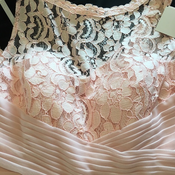 David’s Bridal Dress - Picture 3 of 4